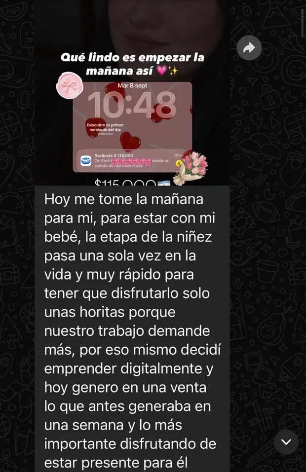Captura del mensaje de una mamá que cuenta que emprender digitalmente le permite pasar más tiempo con su bebé